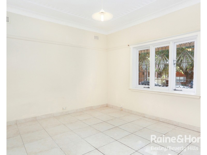 76a Ninth Avenue, Campsie NSW 2194