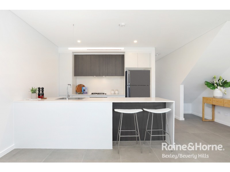 2/11 Rhonda Avenue, Narwee NSW 2209