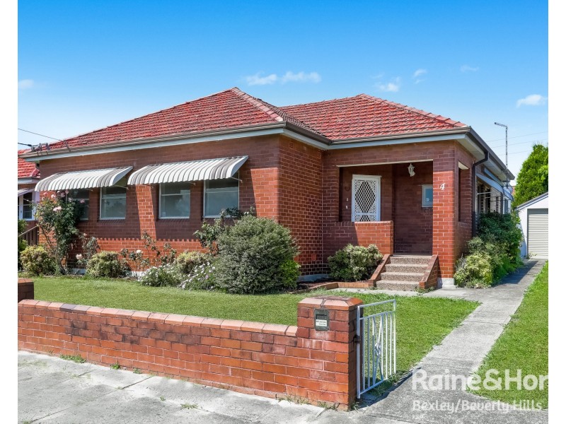 4 Narramore Street, Kingsgrove NSW 2208