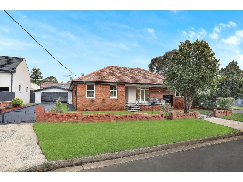 1 Berenice Street, Roselands NSW 2196