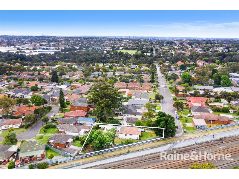 2 Karne St South, Riverwood NSW 2210