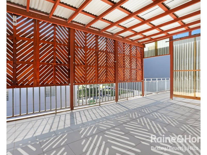 1/55 Captain Cook Drive, Caringbah NSW 2229