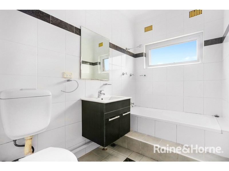 12/4 Monomeeth St, Bexley NSW 2207