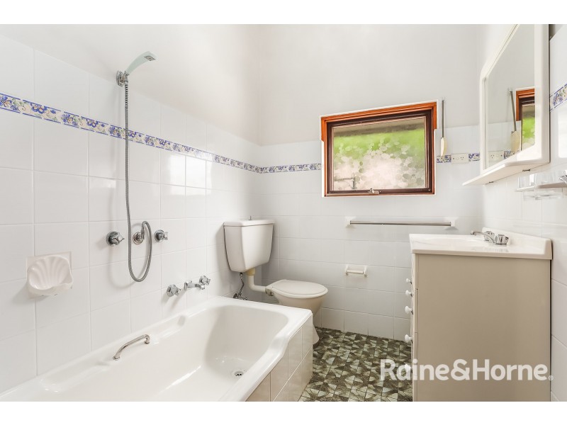 1 Besborough Avenue, Bexley NSW 2207