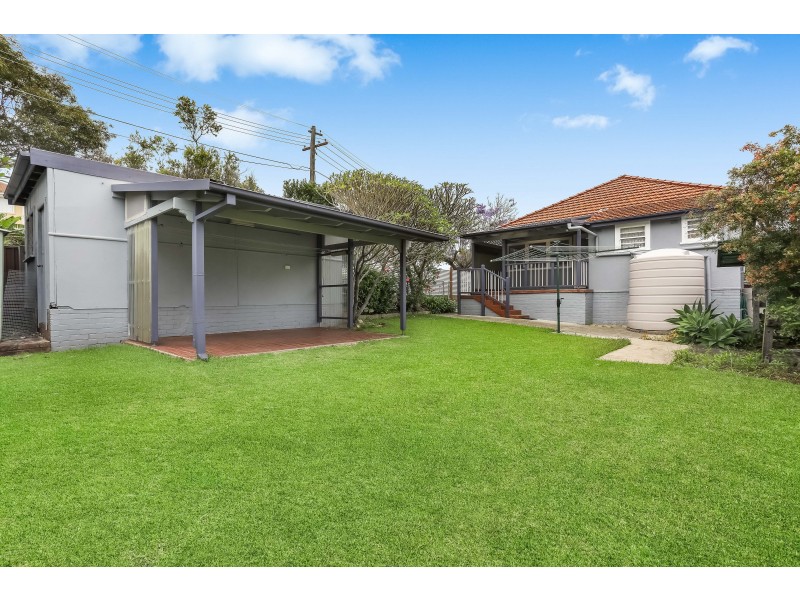 19 Flora Street, Beverly Hills NSW 2209