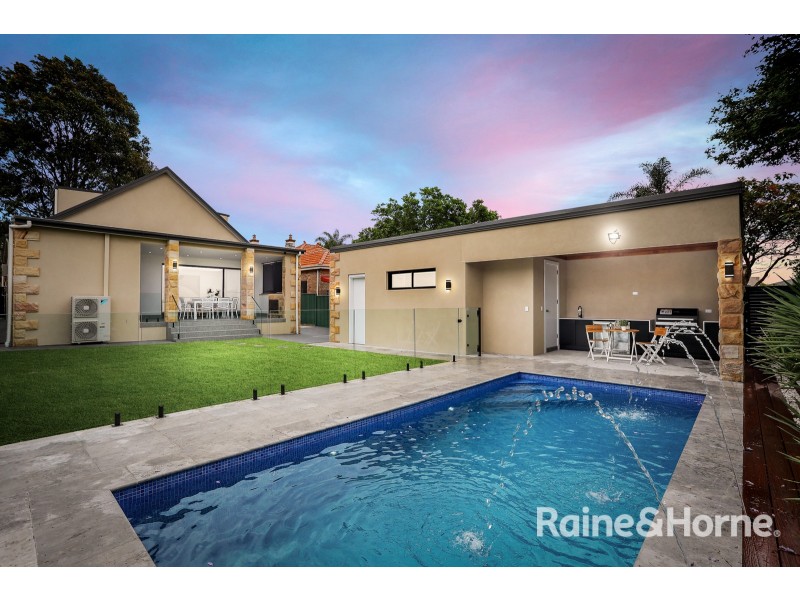 16 Highworth Avenue, Bexley NSW 2207