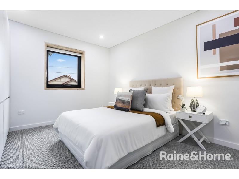 16 Highworth Avenue, Bexley NSW 2207