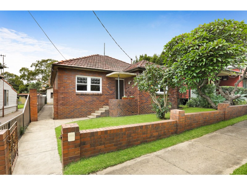 4 Henry Street, Turrella NSW 2205