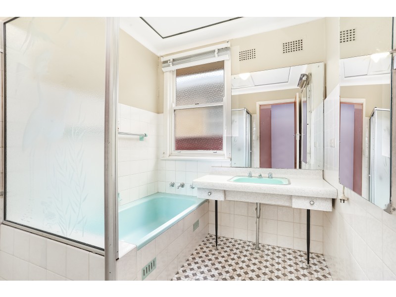 3 Enid Avenue, Roselands NSW 2196