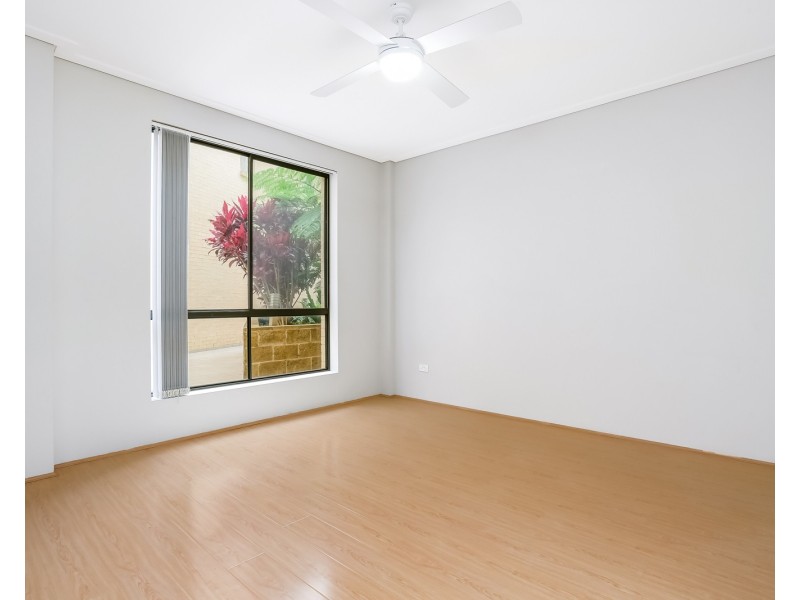 202/2a Sarsfield Circuit, Bexley North NSW 2207