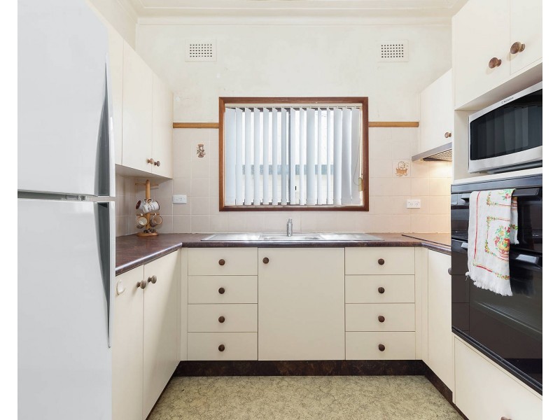 54 Kingsland Road South, Bexley NSW 2207