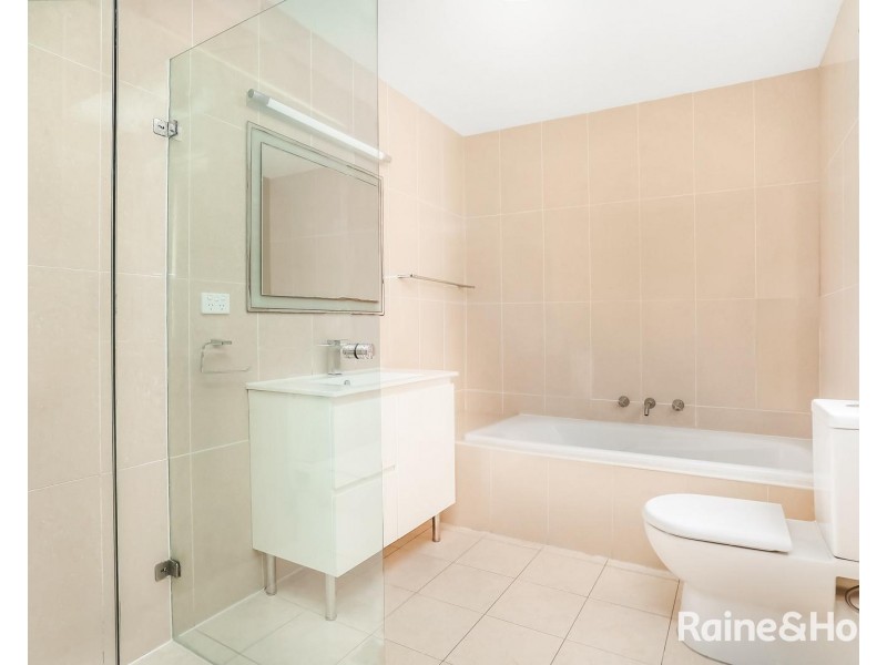 15 Frederick Ave, Beverly Hills NSW 2209