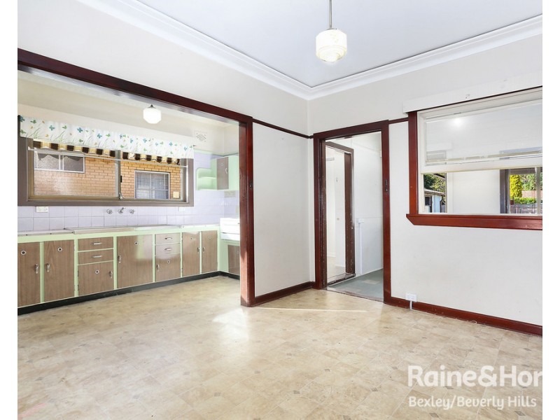 94 Stoddart Street, Roselands NSW 2196