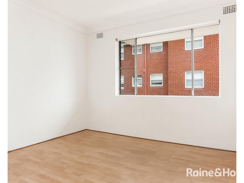 15/11 St Albans Road, Kingsgrove NSW 2208