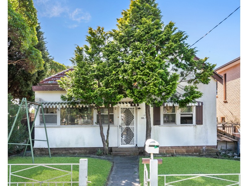 104 Verdun Street, Bexley NSW 2207