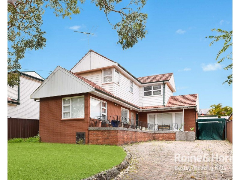 116 Moorefields Road, Kingsgrove NSW 2208