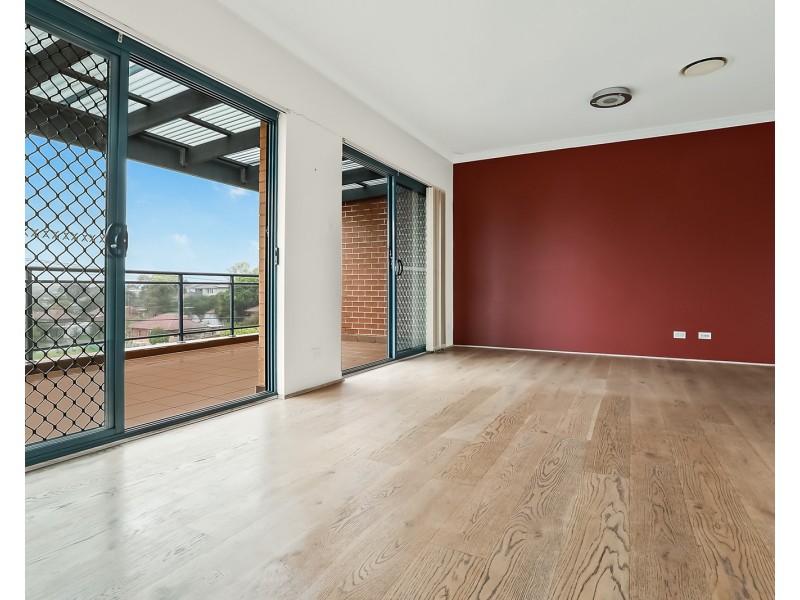 1 Junee Crescent, Kingsgrove NSW 2208