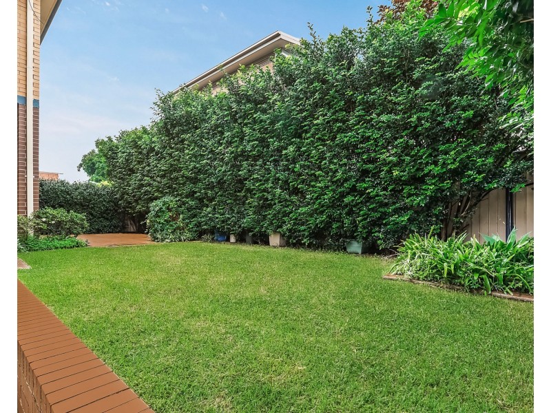 1 Junee Crescent, Kingsgrove NSW 2208