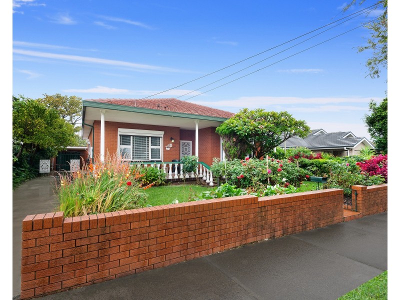 1 Besborough Avenue, Bexley NSW 2207