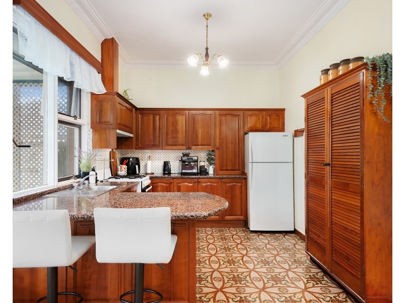 1 Besborough Avenue, Bexley NSW 2207