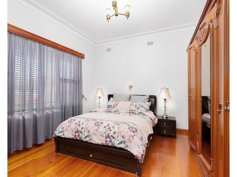 1 Besborough Avenue, Bexley NSW 2207
