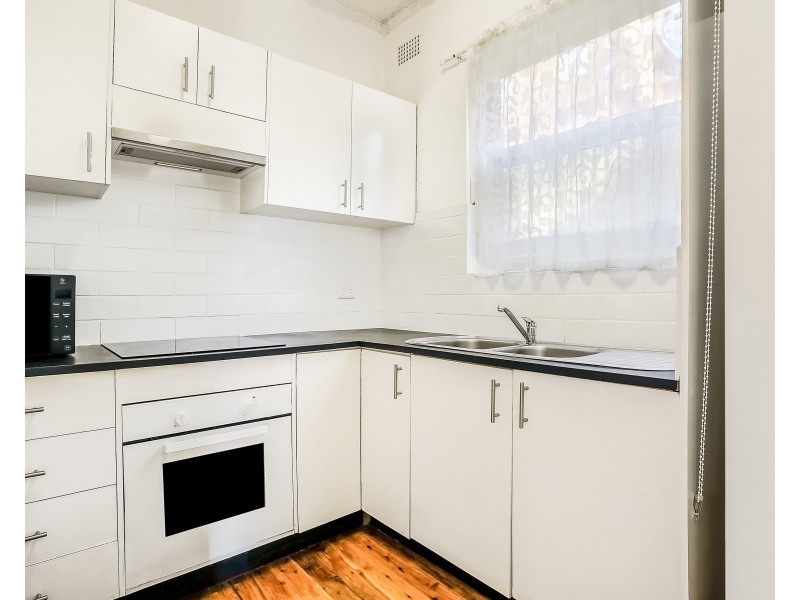 2/71 Wolseley Street, Bexley NSW 2207