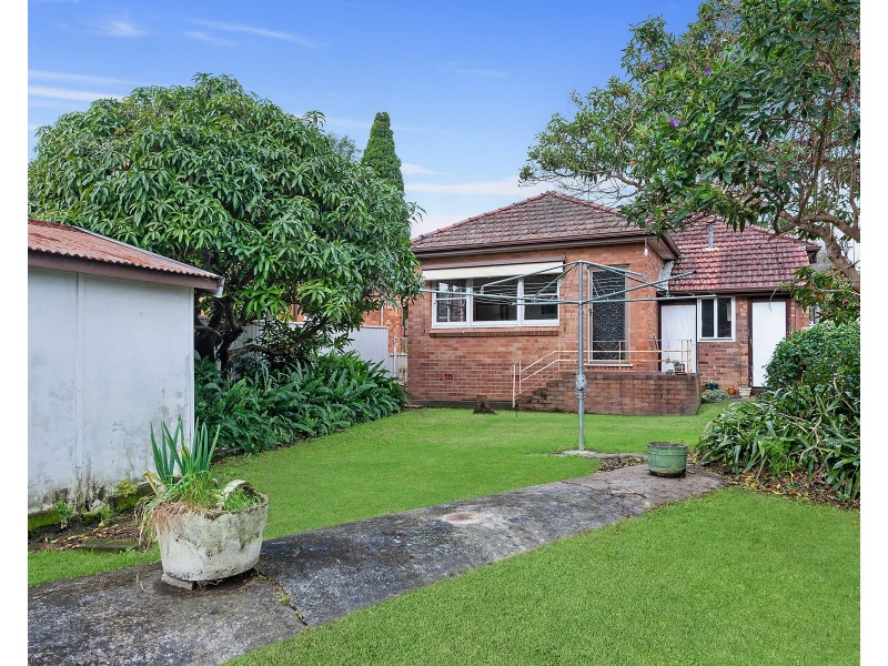 8 Downey Street, Bexley NSW 2207