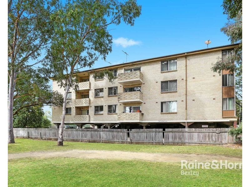 4/270-272 King Georges Road, Roselands NSW 2196