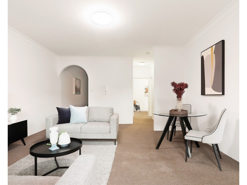 5/60 Hampton Court Road, Carlton NSW 2218