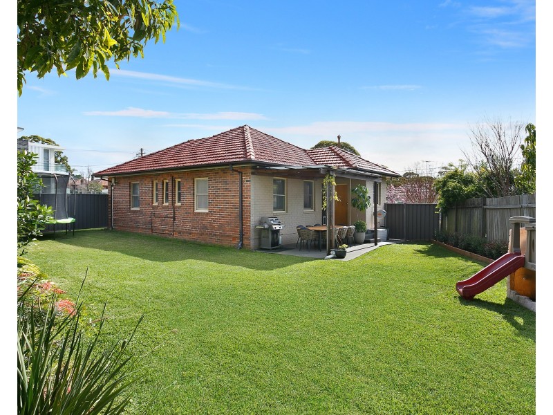 18 Margaret Street, Kingsgrove NSW 2208
