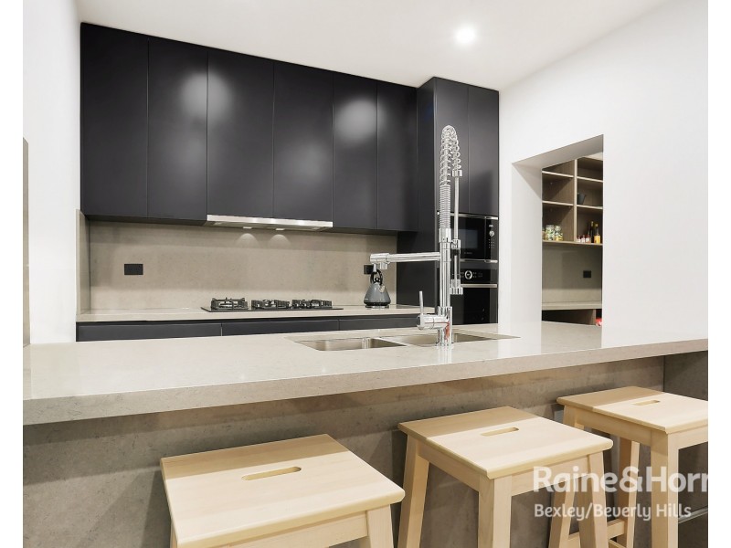 36 Monaro Avenue, Kingsgrove NSW 2208