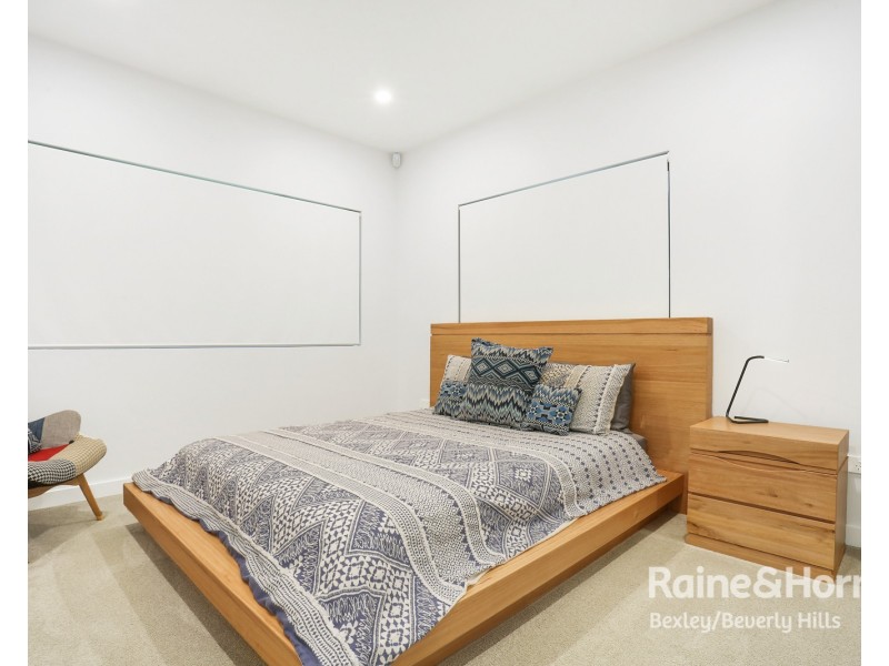 36 Monaro Avenue, Kingsgrove NSW 2208