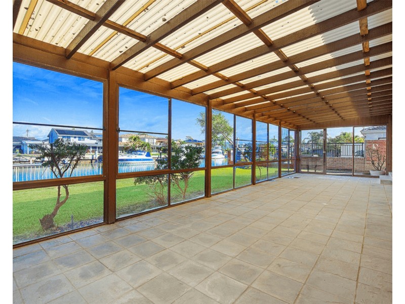20 Lachlan Avenue, Sylvania Waters NSW 2224