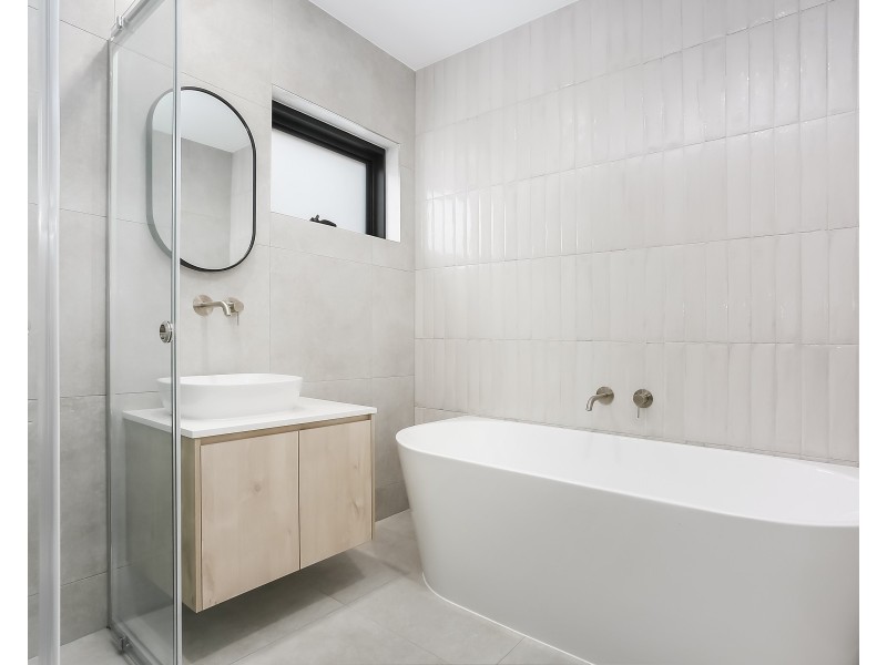 5B Toohey Crescent, Bexley NSW 2207