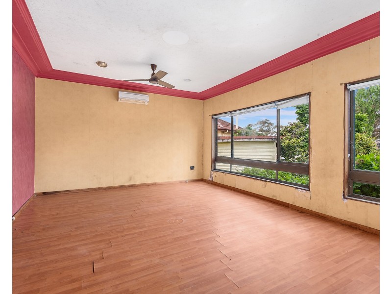 4 Yuruga Street, Beverly Hills NSW 2209