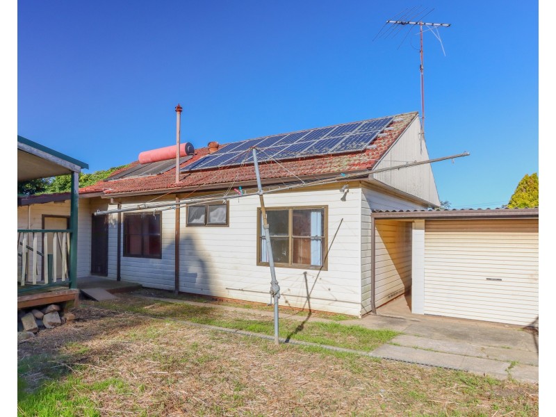 4 Yuruga Street, Beverly Hills NSW 2209