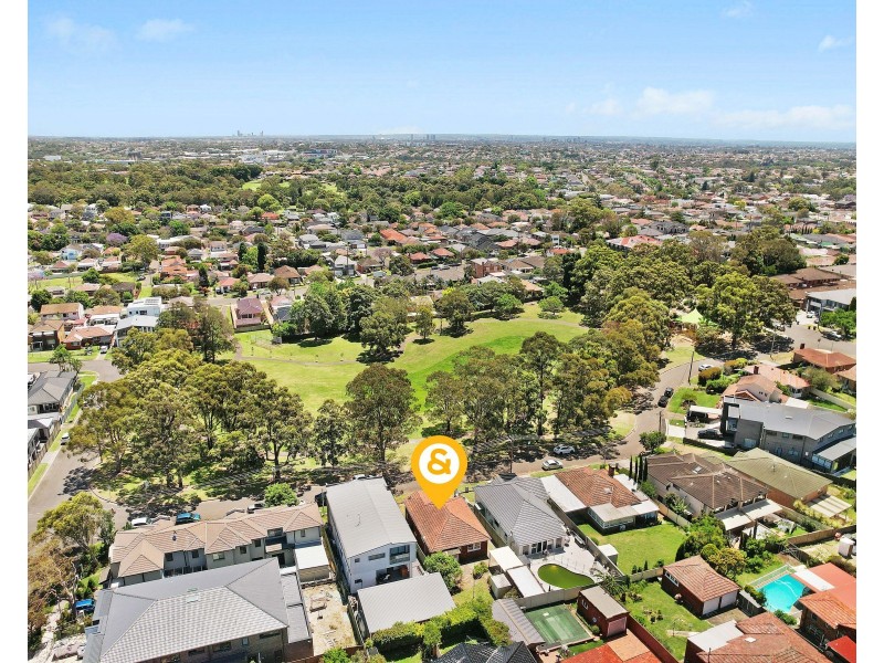 25a Basil Road, Bexley NSW 2207