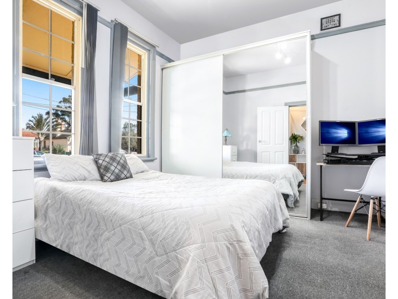 6 Highworth Avenue, Bexley NSW 2207