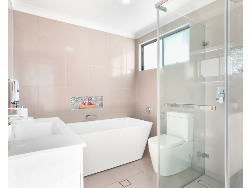 6 Highworth Avenue, Bexley NSW 2207