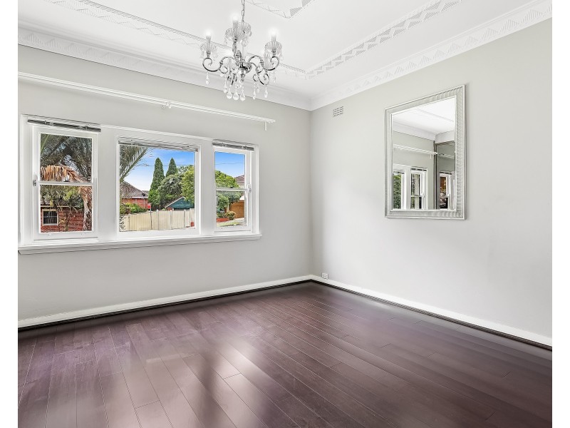 24 Barnsbury Grove, Bexley North NSW 2207