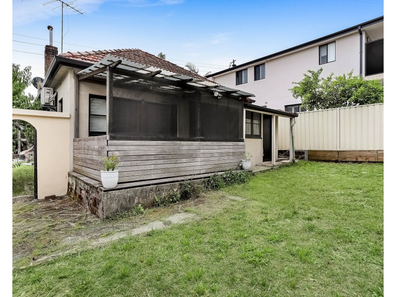 24 Barnsbury Grove, Bexley North NSW 2207