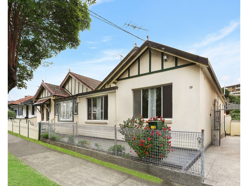 19 Bowmer Street, Banksia NSW 2216