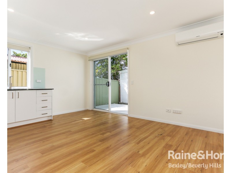 37 Midlothian Avenue, Beverly Hills NSW 2209