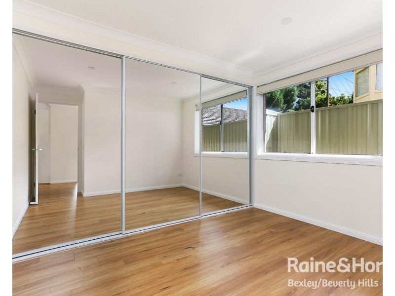 37 Midlothian Avenue, Beverly Hills NSW 2209