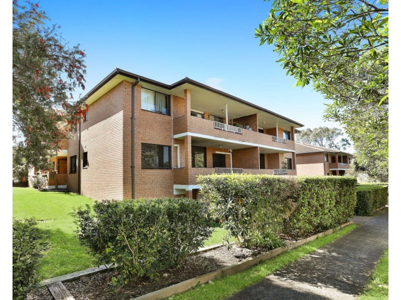 16/2 Caledonian Street, Bexley NSW 2207