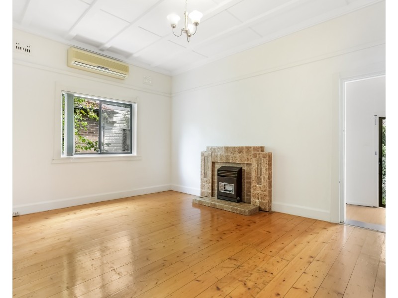 16 Banksia Avenue, Banksia NSW 2216