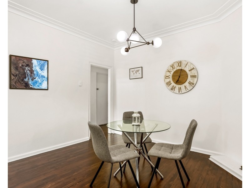 18 Bennett Street, Kingsgrove NSW 2208