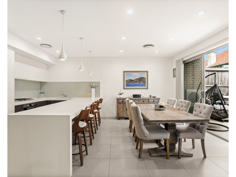 2/30 Albert Street, Bexley NSW 2207