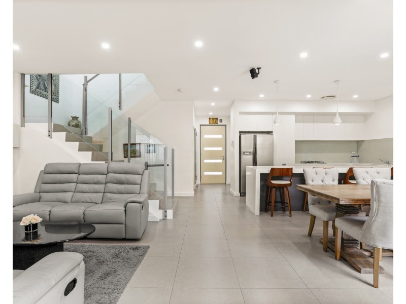 2/30 Albert Street, Bexley NSW 2207