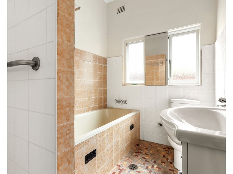 83 Iliffe Street, Bexley NSW 2207